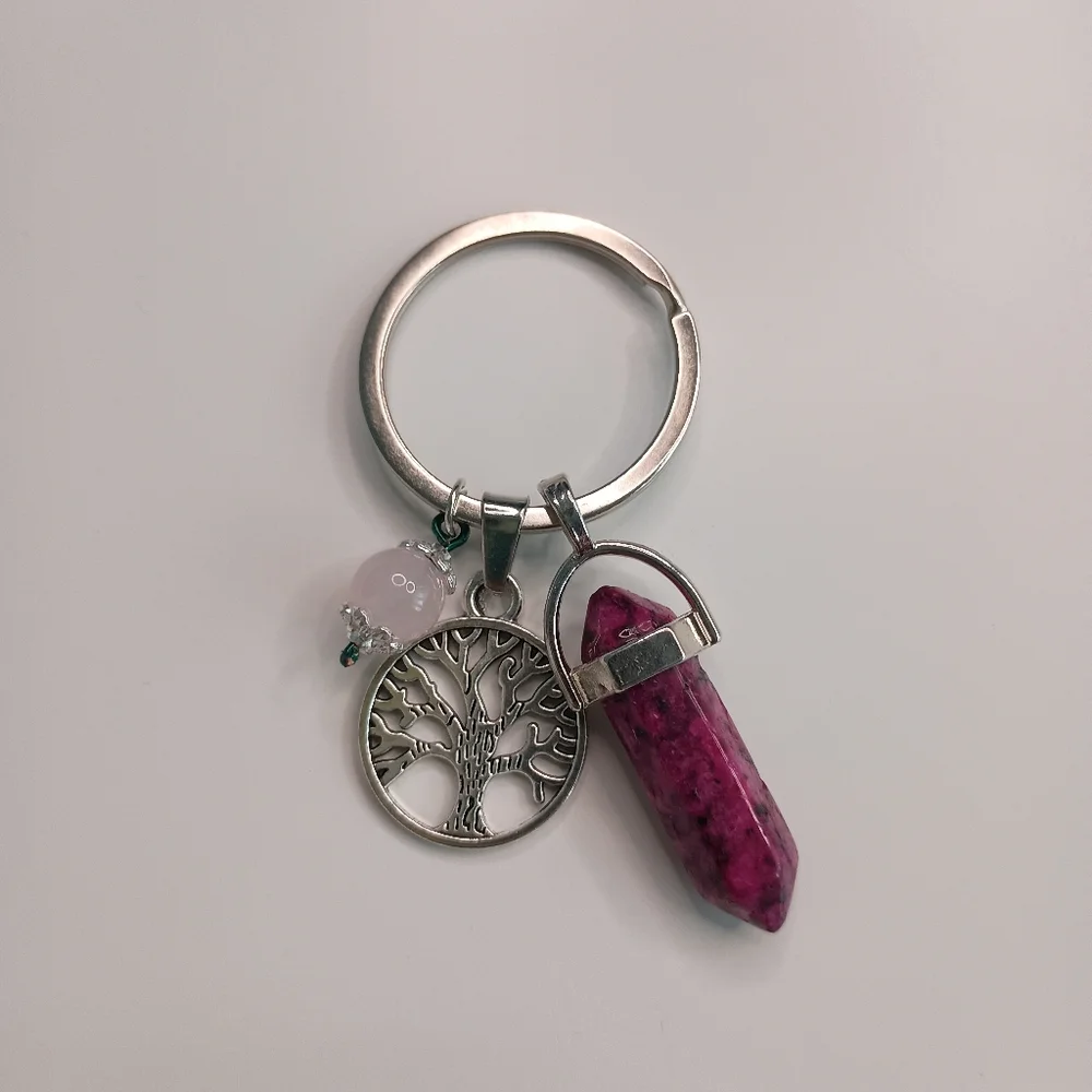 🎉 4 Items/$15 🎉 Point Pendant Keychain with Tree of Life Charm & Accent Bead